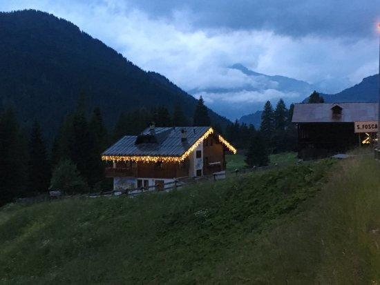 Отель Garni La Rondine Сельва-ди-Кадоре Экстерьер фото